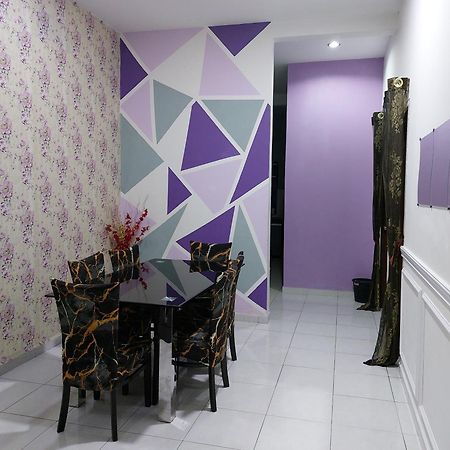 Pelangi Homestay Bota Экстерьер фото